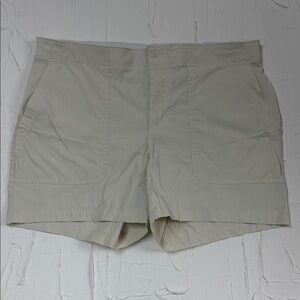 Eddie Bauer Women's Light Tan Cargo Hiking Shorts 14